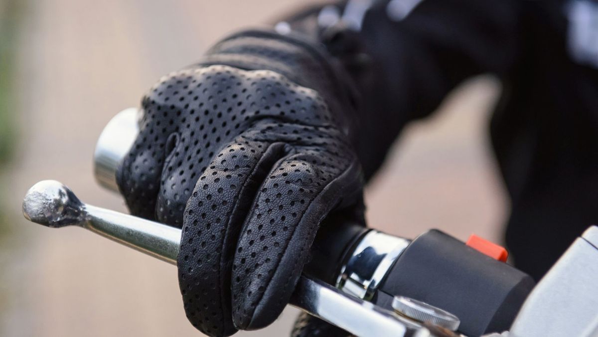 În 2024, au fost înregistrate 12 accidente cu implicarea motocicletelor conduse de minori. Avertismentul Poliției