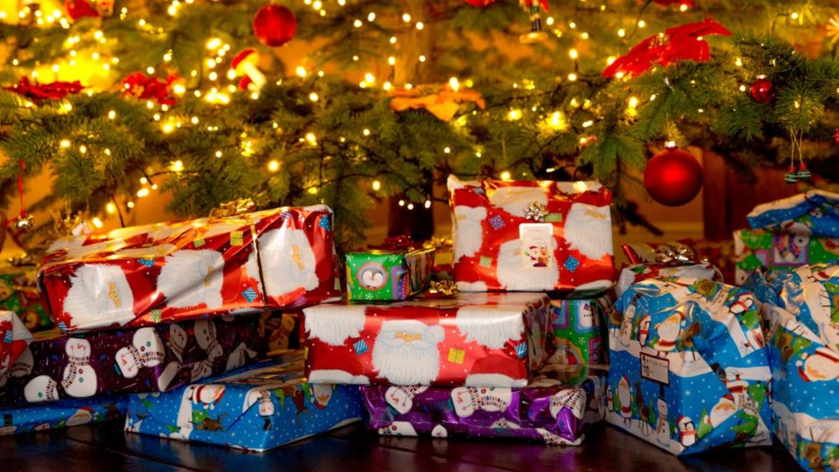 În Chișinău se desfășoară Caravana de Crăciun. Cum îi putem face fericiți pe ce mai triști