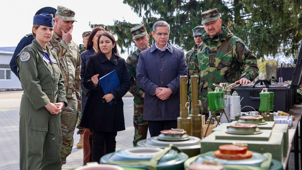 Armata Națională a primit un lot de echipamente pentru geniști din partea SUA