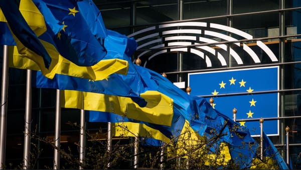 Parlamentul European a aprobat pachetul de 50 de miliarde de euro pentru Ucraina