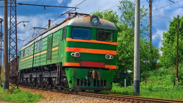 Percheziții la un fost șef de secție al Căii Ferate, în dosarul privind închirierea locomotivelor din stânga Nistrului