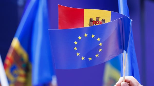 SONDAJ/ Mai mult de jumătate dintre moldoveni susțin aderarea țării la Uniunea Europeană