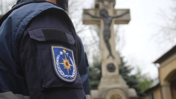 Peste 450 de pompieri și salvatori vor fi la datorie în Noaptea Învierii