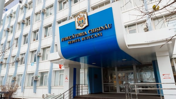 UPDATE/ O nouă alertă cu bombă la Judecătoria Buiucani. Anunțul făcut de poliție