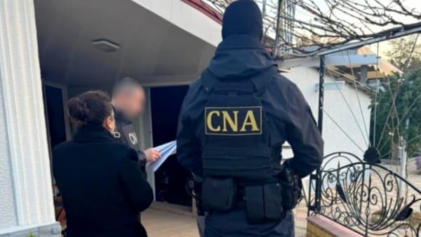 VIDEO/ Percheziții la șase persoane din Cimișlia și Comrat, în dosare de corupere electorală