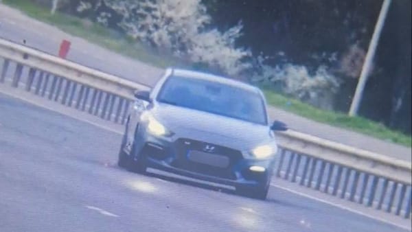 Un șofer a fost surprins în timp ce circula cu 235 kilometri pe oră, în apropiere de Stăuceni